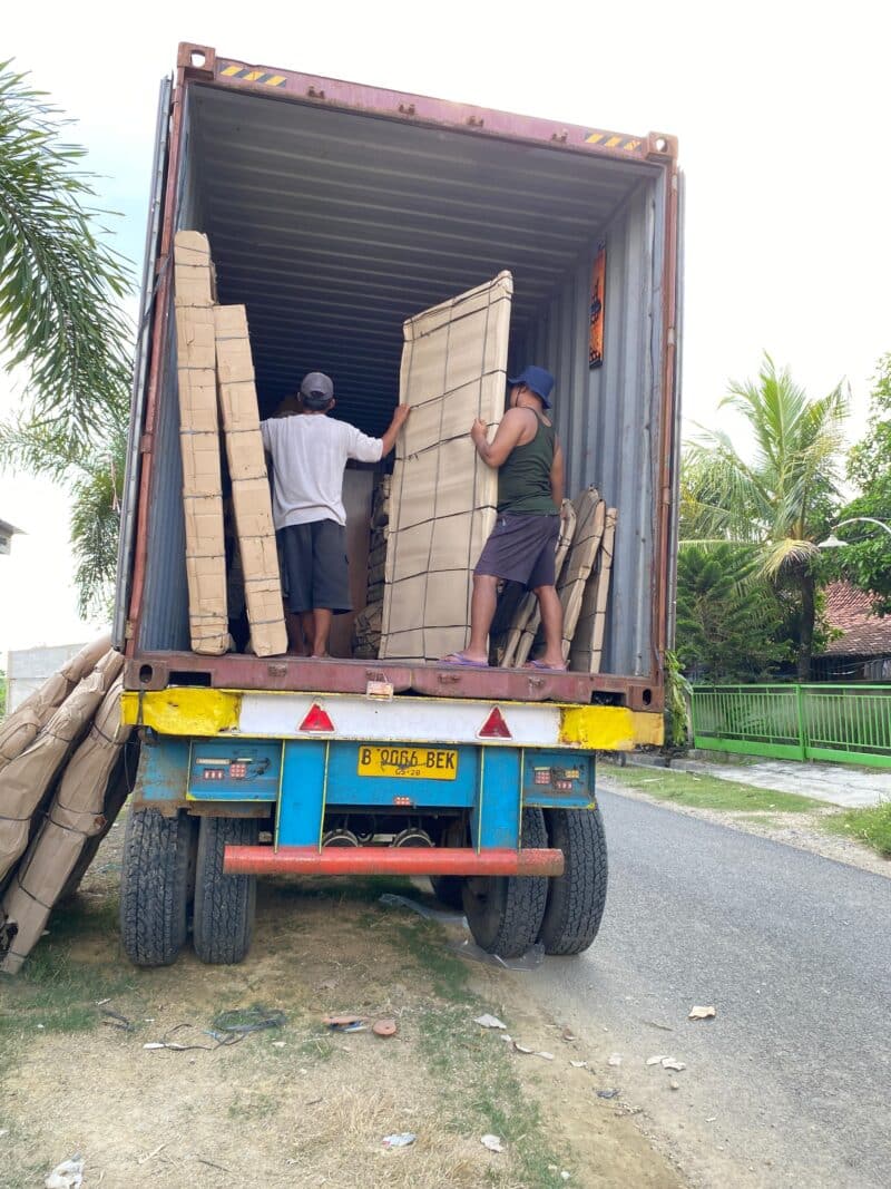 Pilihan Finishing Pintu Kayu Jati Giri Jati - Image 4