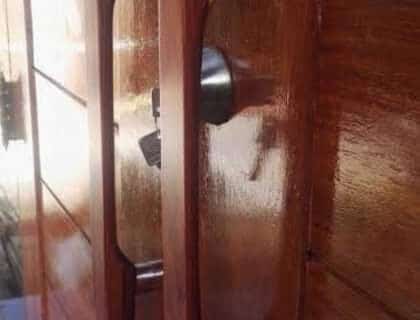 Pemilihan Aksesoris Pintu Kayu Mewah