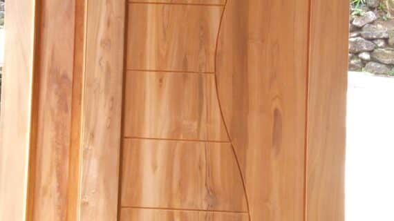 Tips Memilih Pintu Kayu dengan Budget