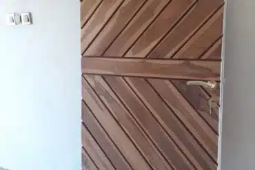 pesan pintu kayu custom